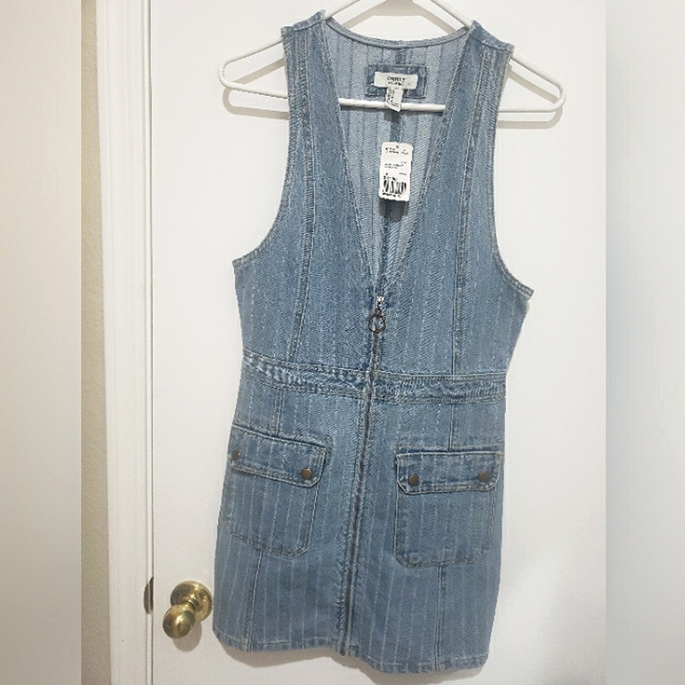 FOREVER 21 Denim Zip-Up Dress